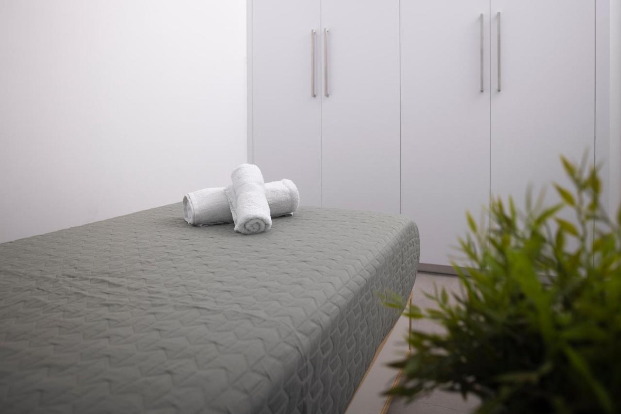 Lovely 2 Bed Apartment In Larnaca City Centre 외부 사진