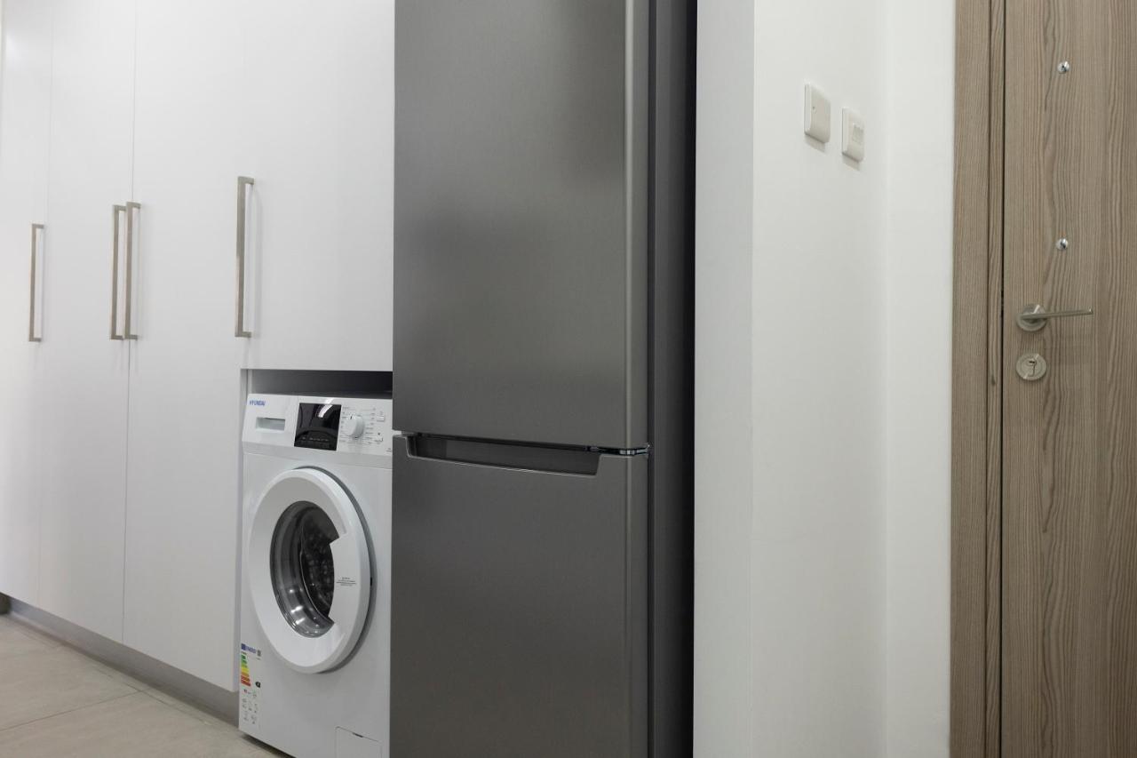Lovely 2 Bed Apartment In Larnaca City Centre 외부 사진