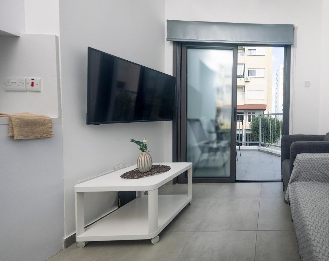 Lovely 2 Bed Apartment In Larnaca City Centre 외부 사진