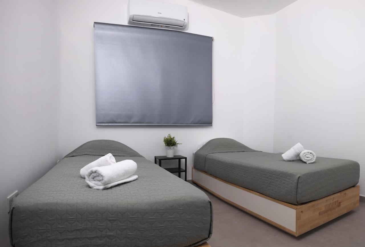 Lovely 2 Bed Apartment In Larnaca City Centre 외부 사진