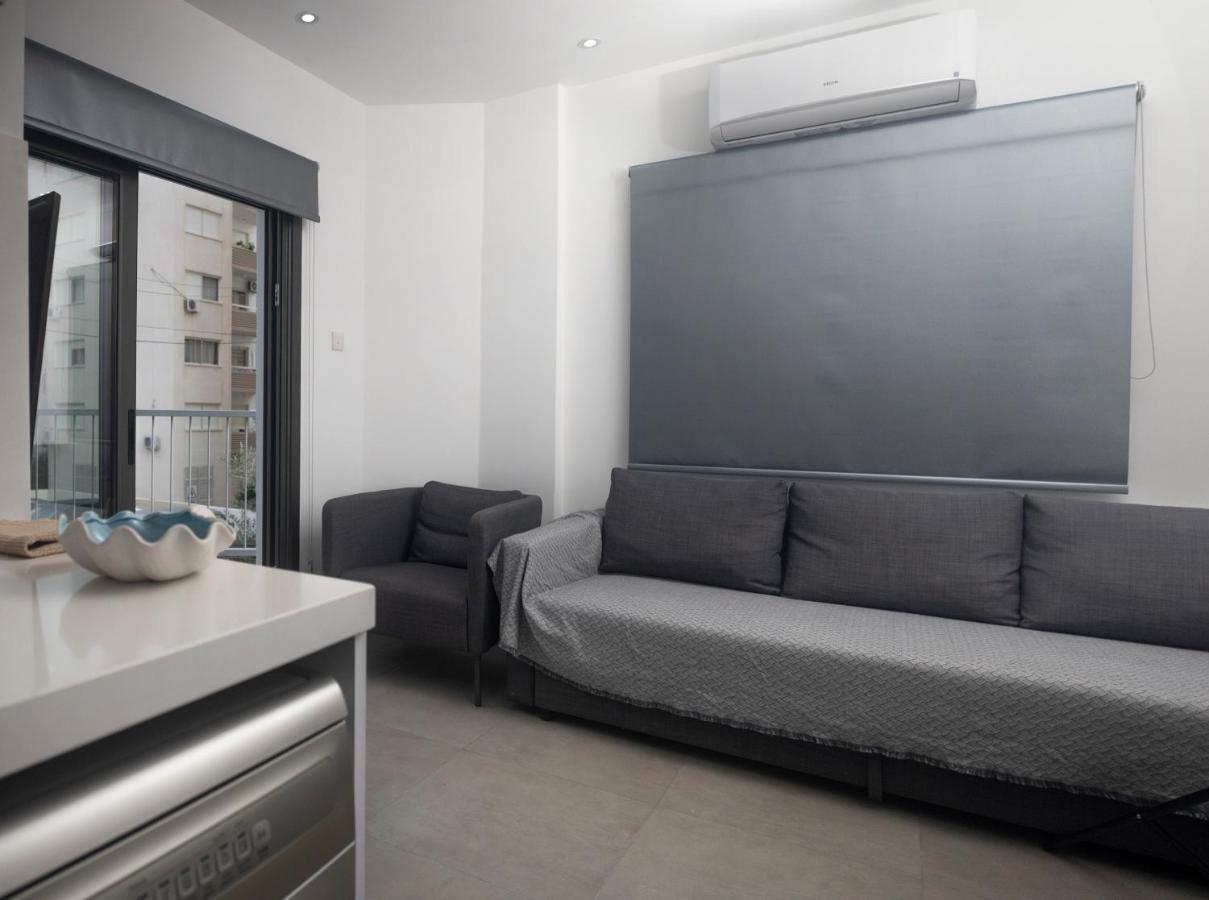 Lovely 2 Bed Apartment In Larnaca City Centre 외부 사진