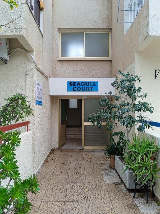 Lovely 2 Bed Apartment In Larnaca City Centre 외부 사진
